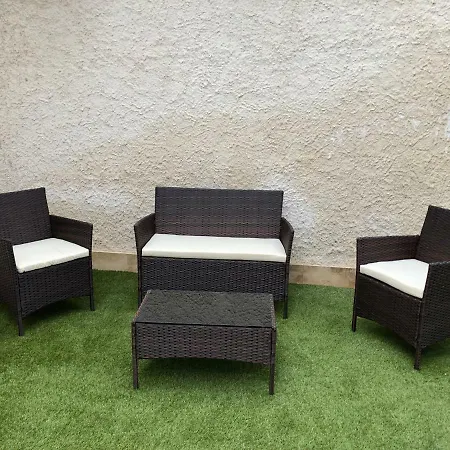 Relax * Calabernardo